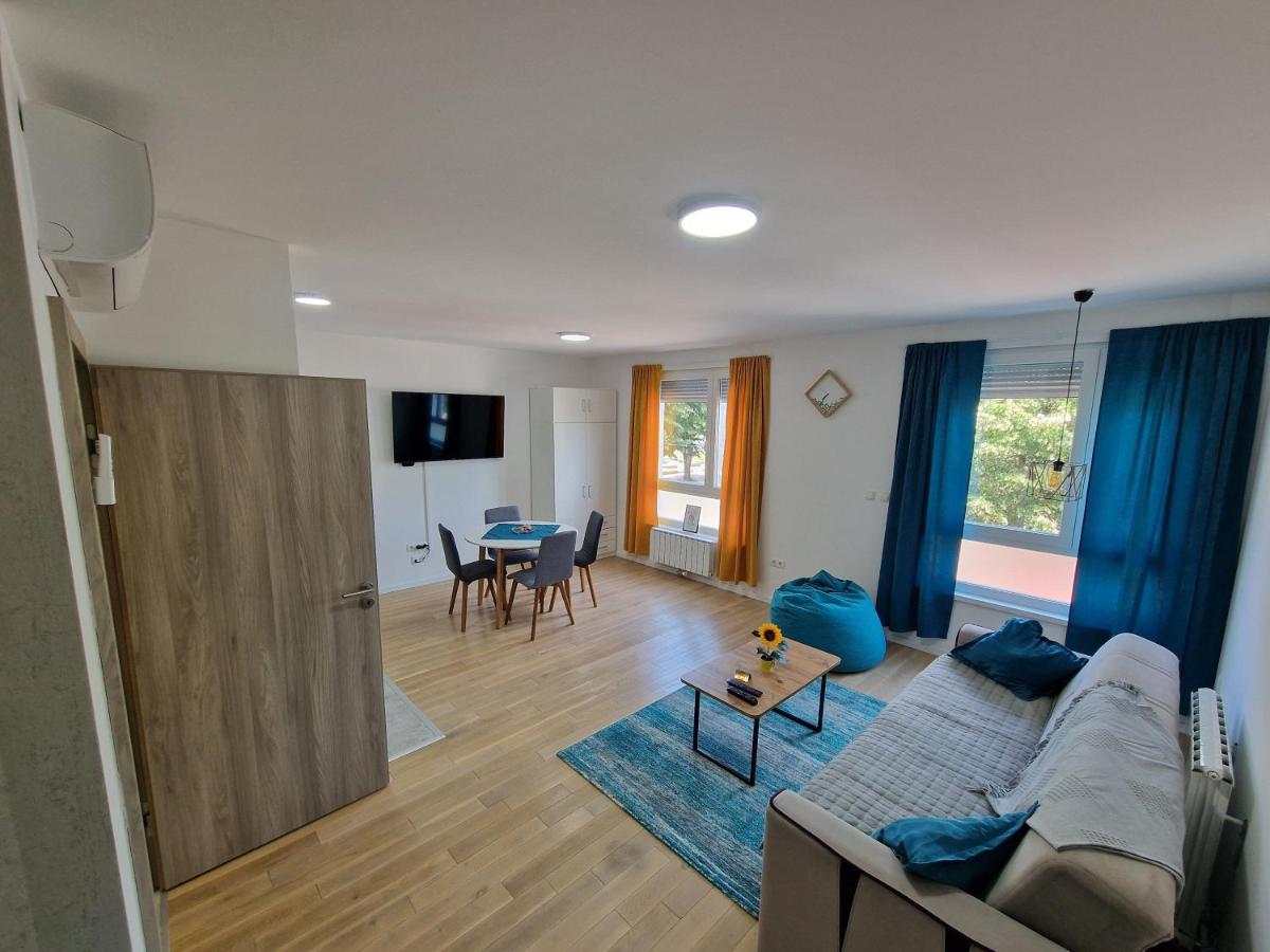 Square Studio Tuzla - Housity