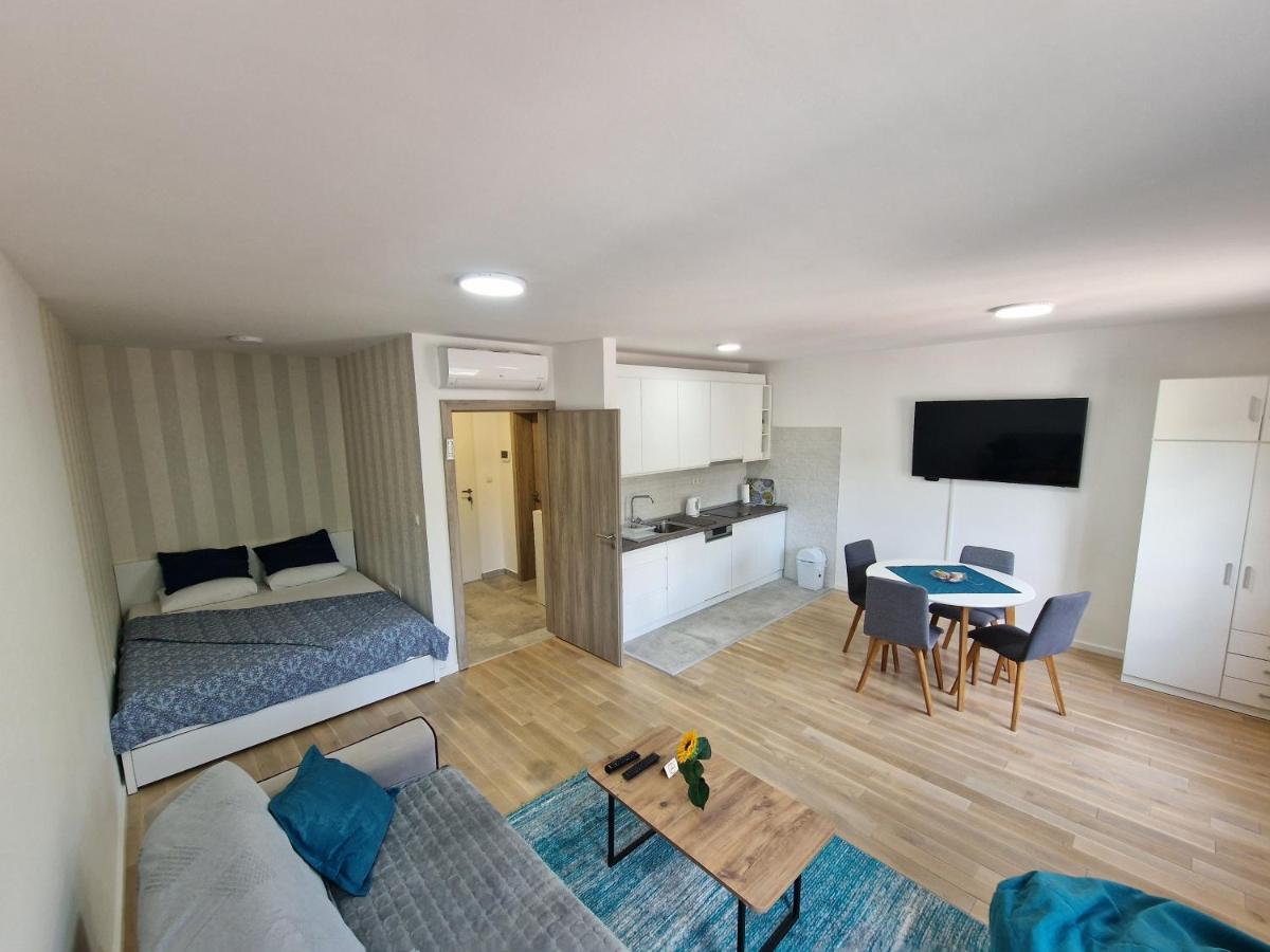 Square Studio Tuzla - Housity