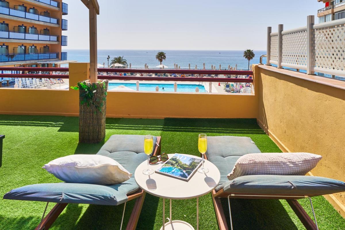 Perfect beach location with roof terrace - Hizvo