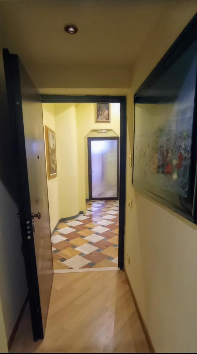 Fermati che è tardi - Housity