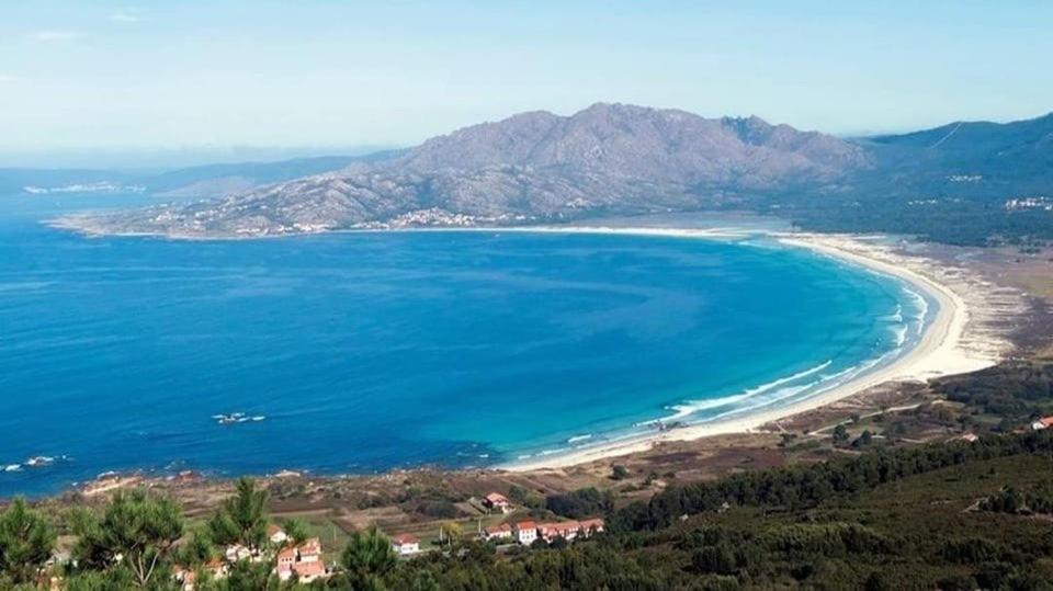 La Casita Alere en Playa Carnota con patio y barbacoa - Housity