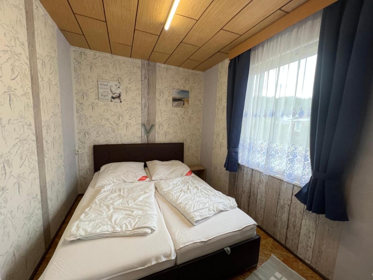 Ferien-Bungalow im Seebad UeckermündeOT Bellin - Housity