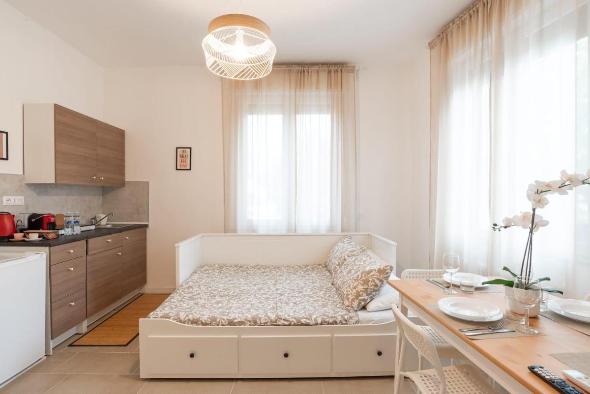 Mentana Guest House - Housity