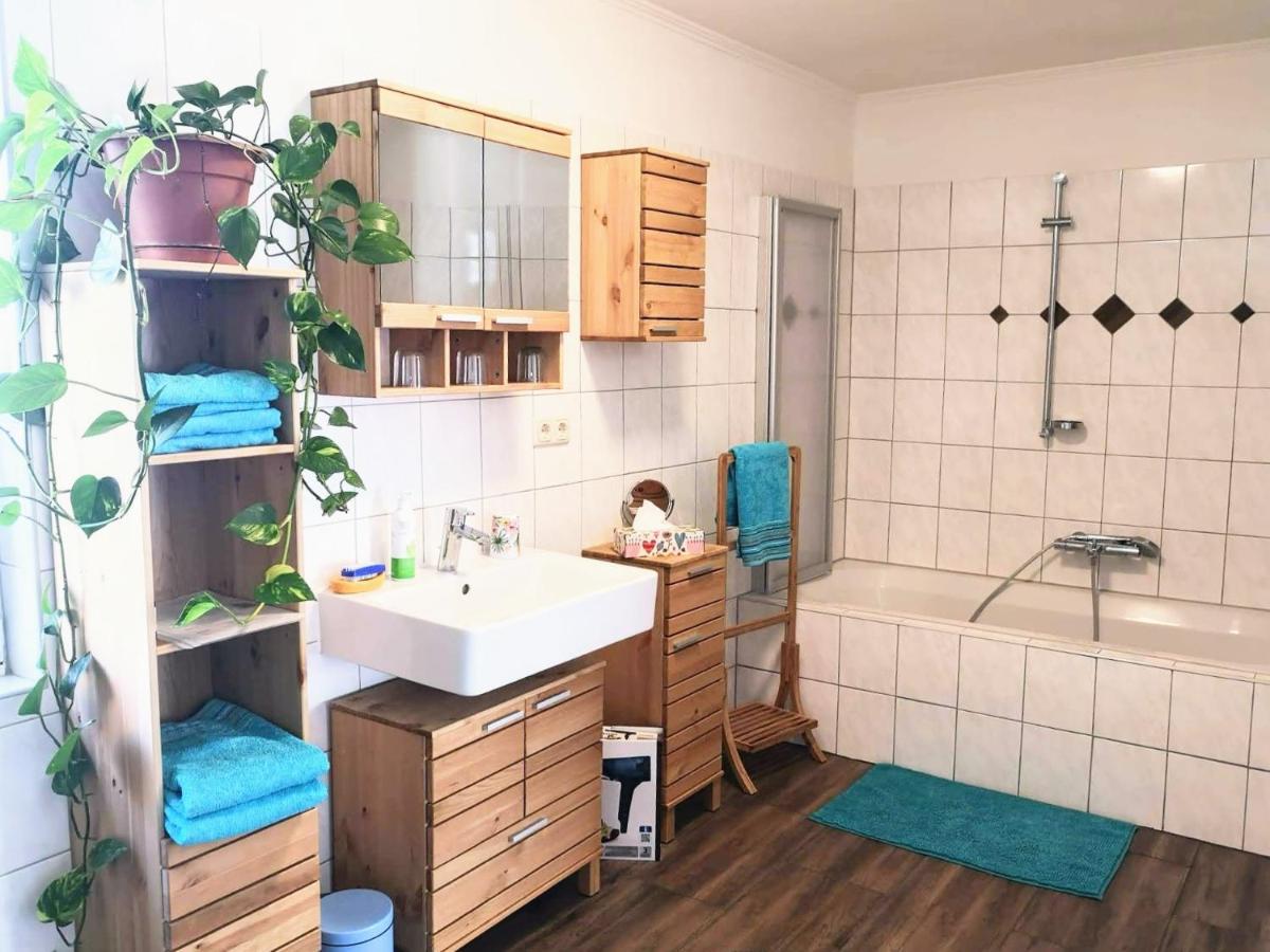 Ferienwohnungen und Appartements im idyllischen Vierkanthof, Gruppenurlaube - Housity