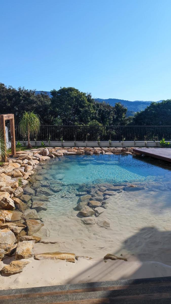 Lake's House - Housity
