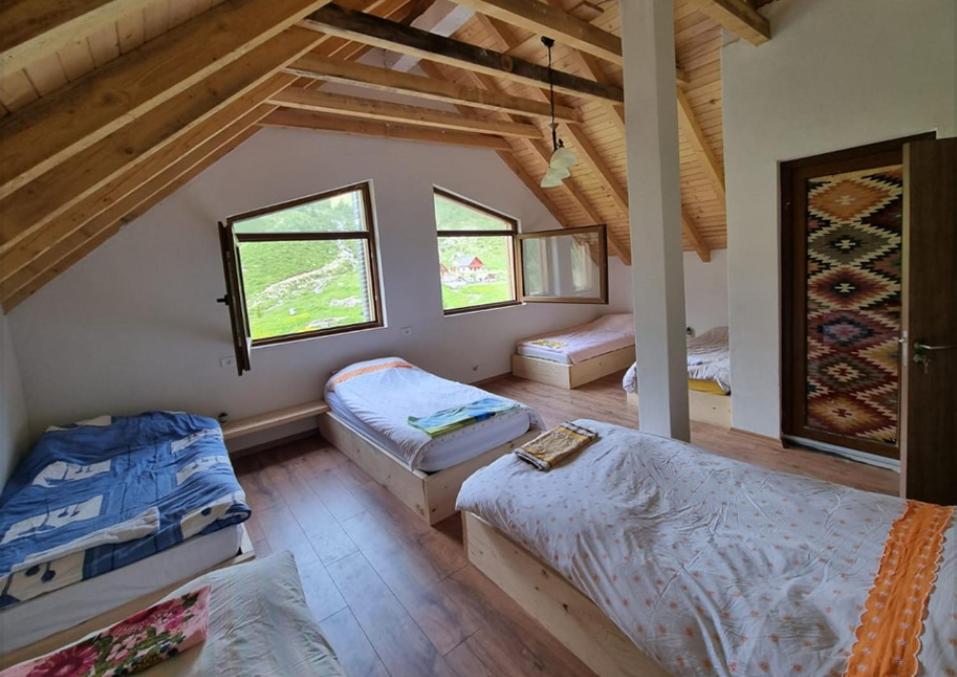 Suitetrails - Gacaferi Guest House