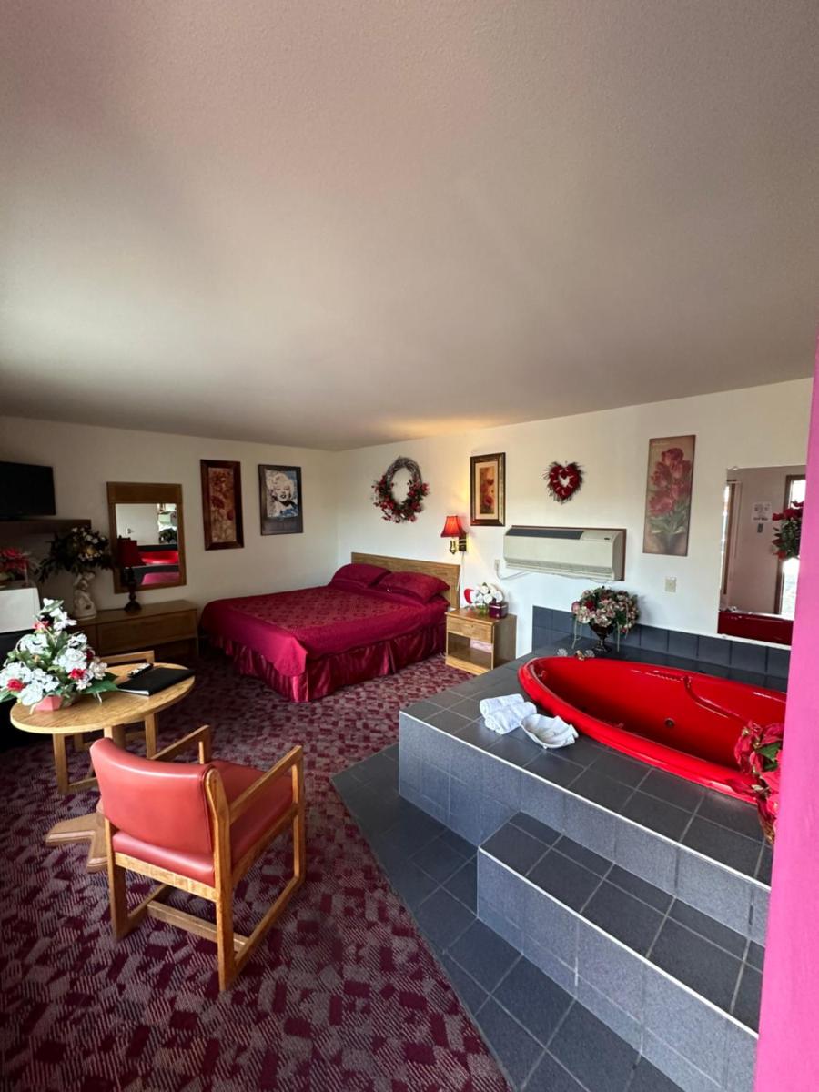 Spring Hill Motel - Housity