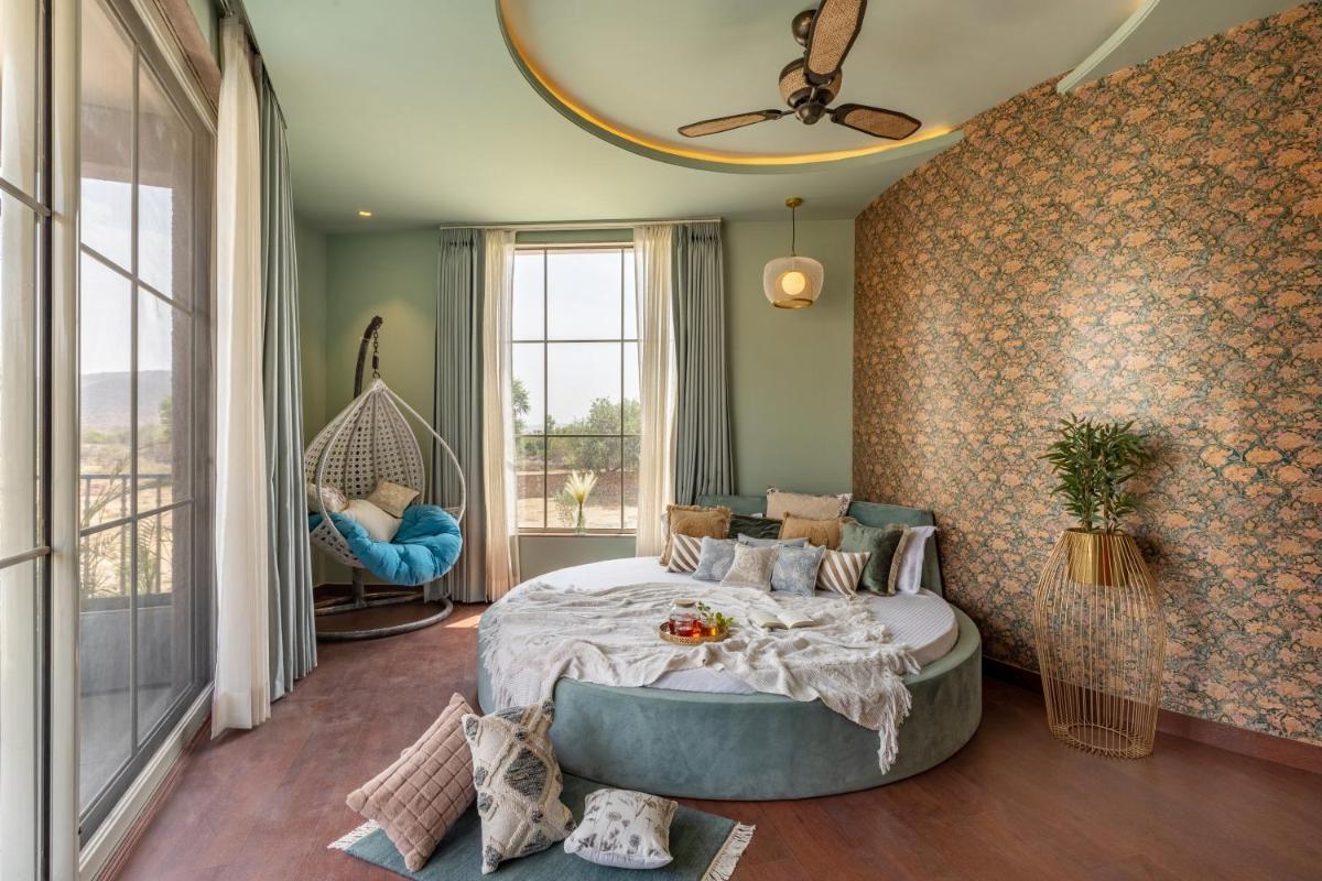 ELIVAAS Snehzy Luxurious 3BHK Villa with a Pvt Pool in Jaipur - Housity