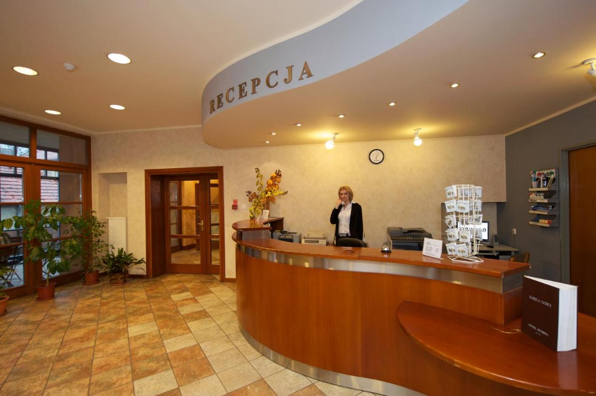 Hotel Domino - Housity