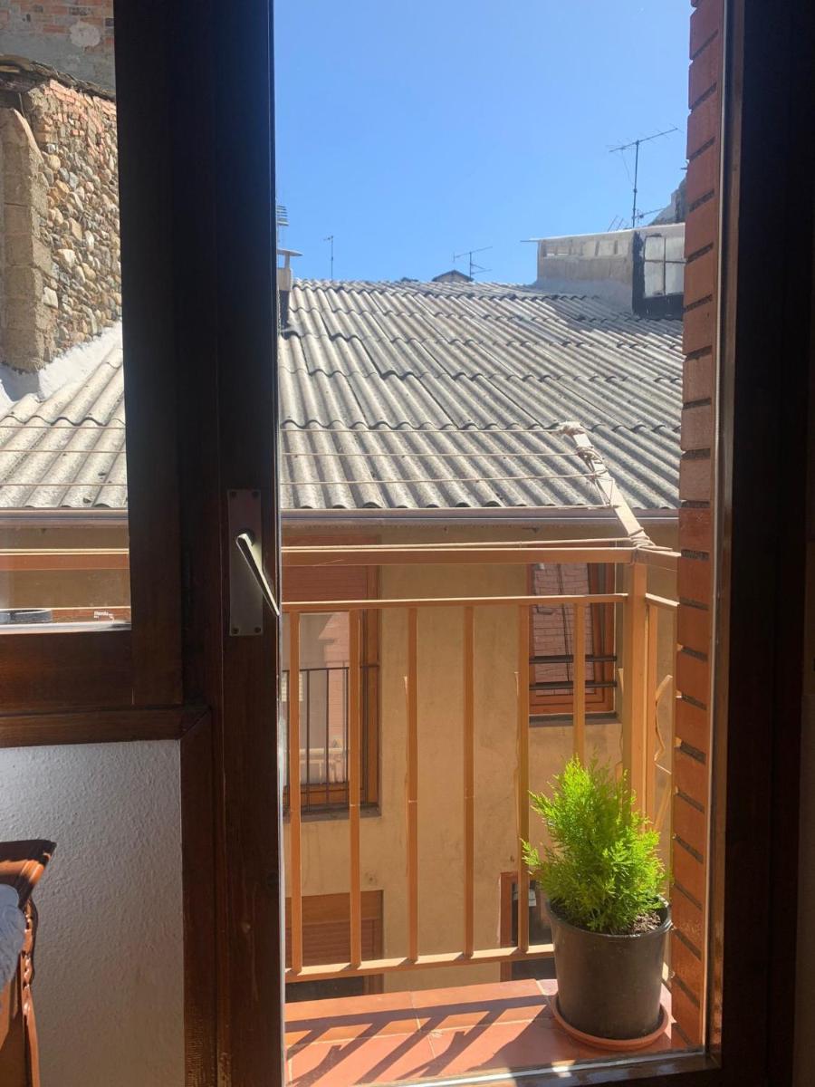 Dúplex en el centro del pueblo, muy bien comunicado - Housity
