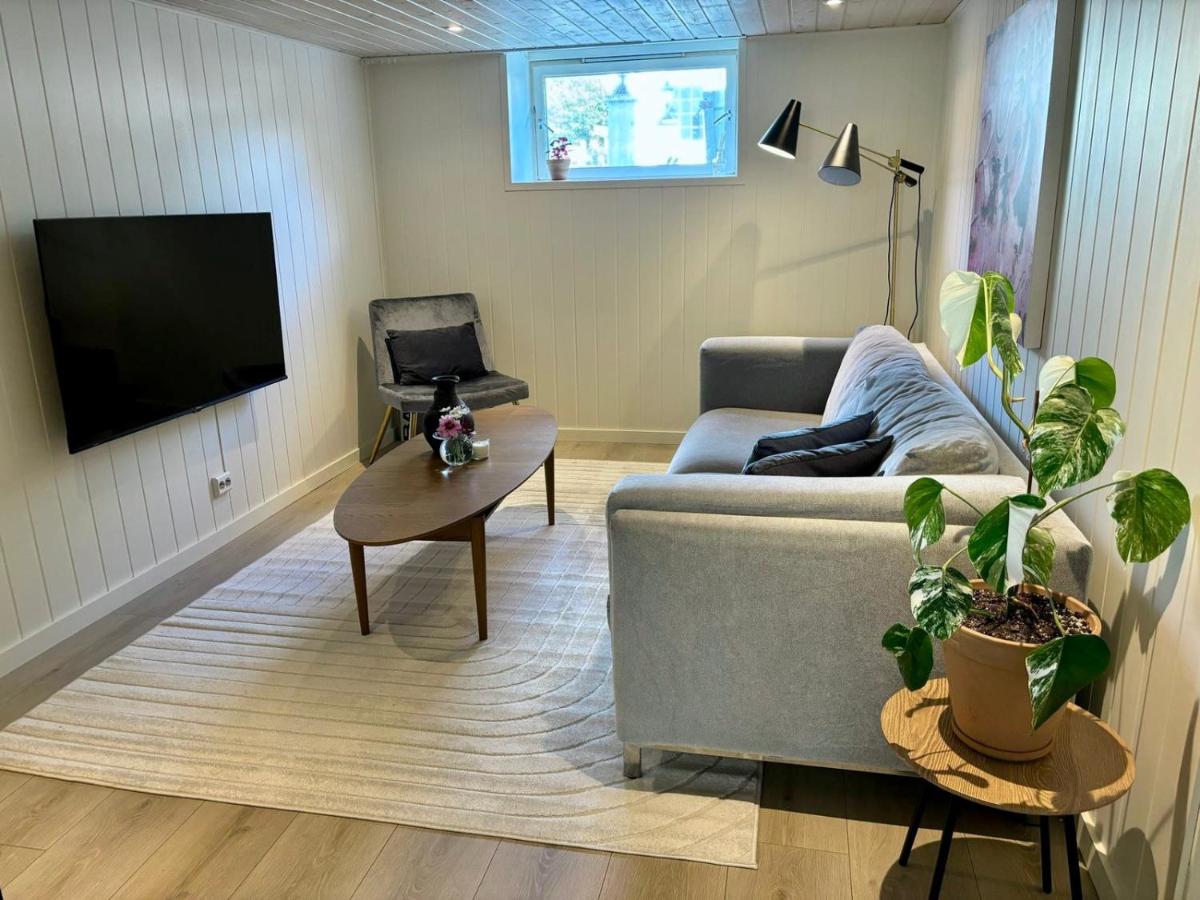 Down town apartment with outside area in villa - Housity