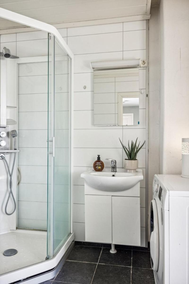 Stor & moderne leilighet i kanten av Skien Sentrum - Housity
