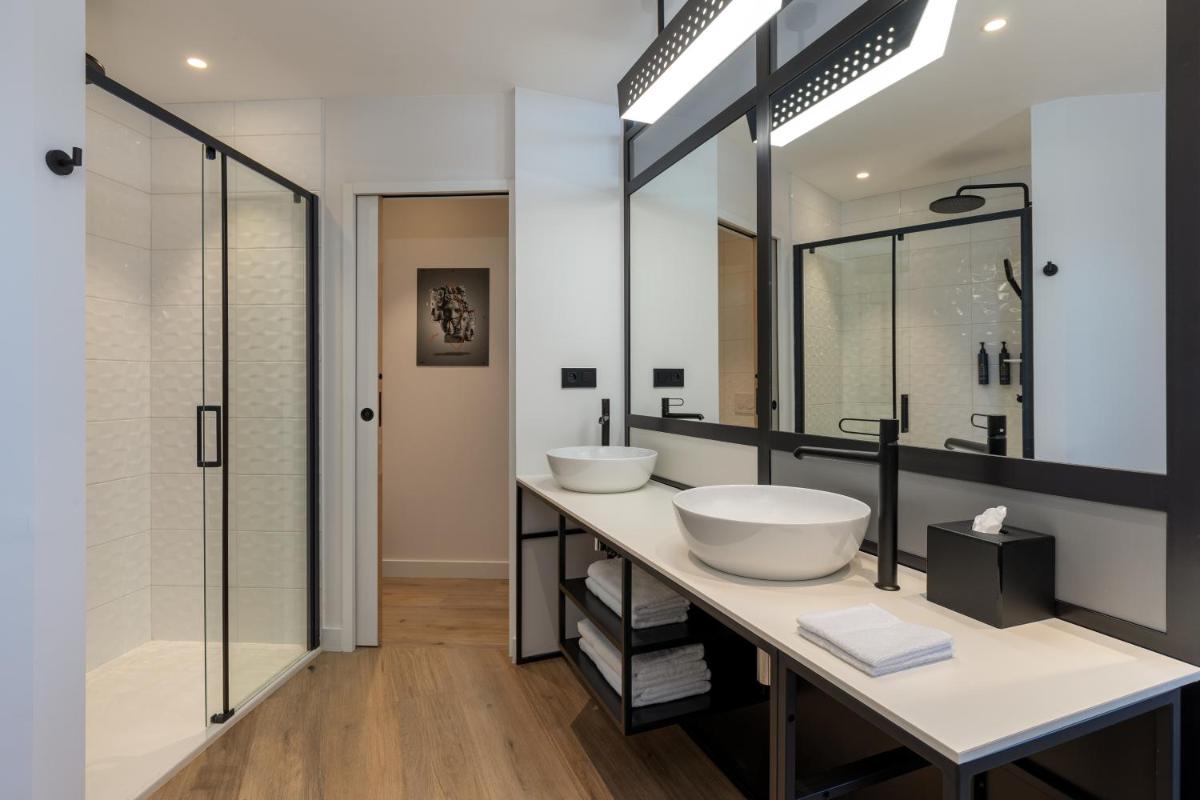 Salle de bains dans l'établissement Aloft Dijon