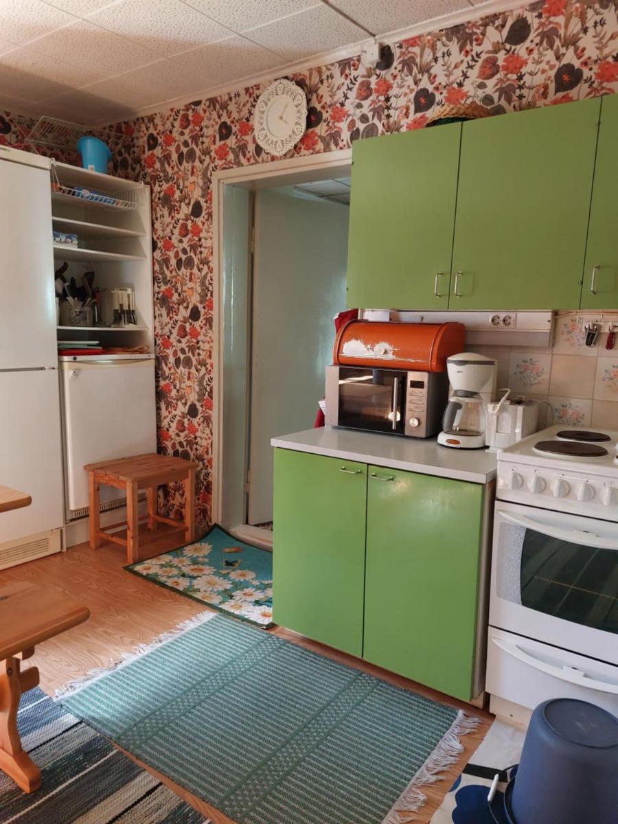 Idyllinen mökki Laitilassa - Hizvo