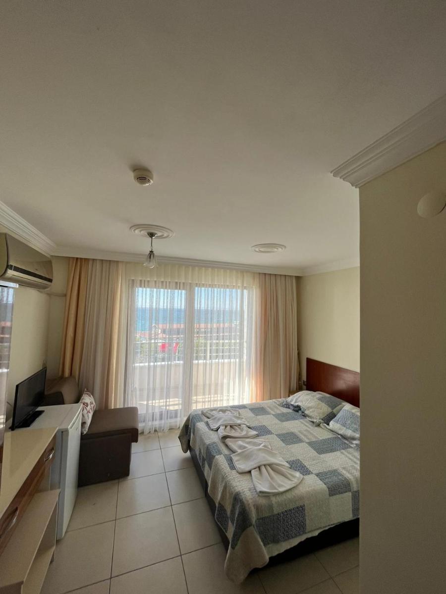 Eksen Otel - Housity