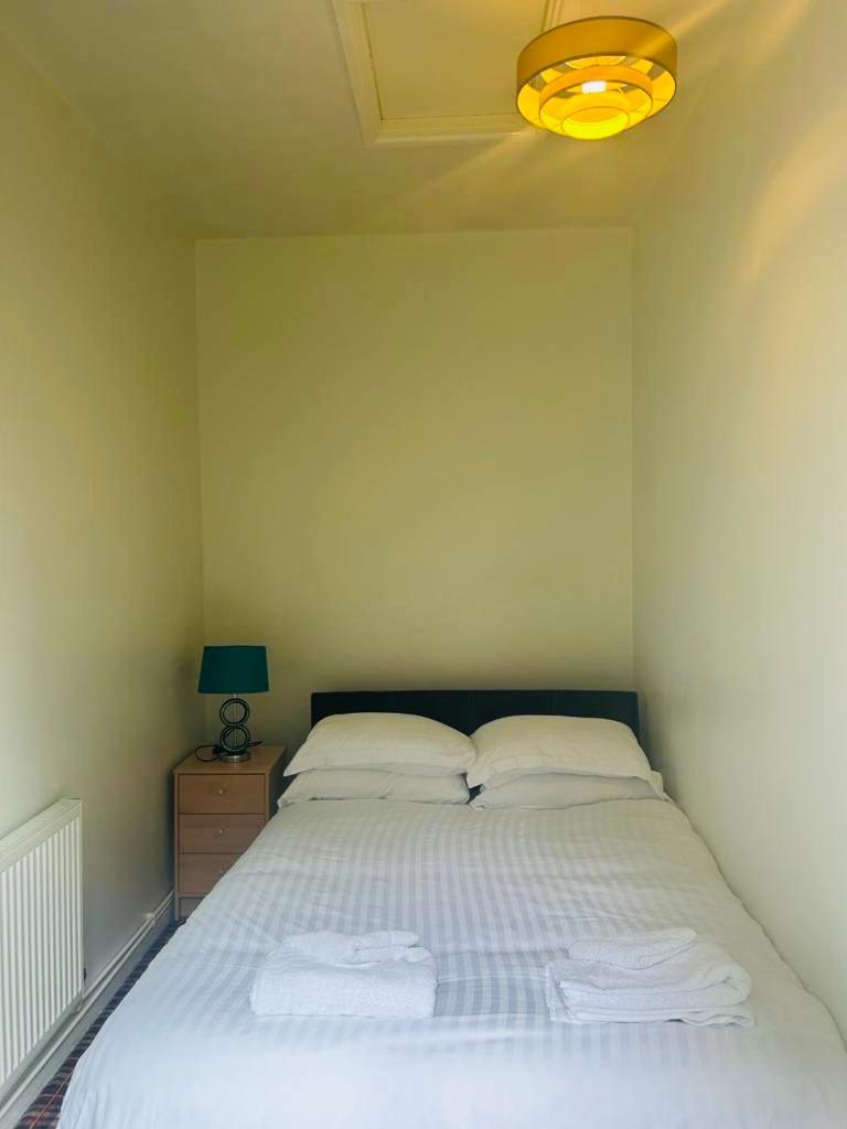 Camping Pods at Colliford Tavern - Housity