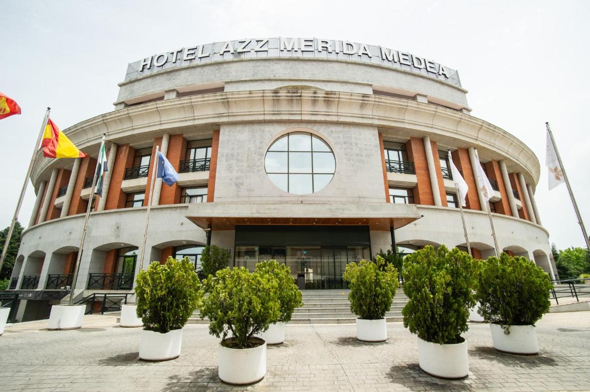 AZZ Mérida Medea Hotel - Housity