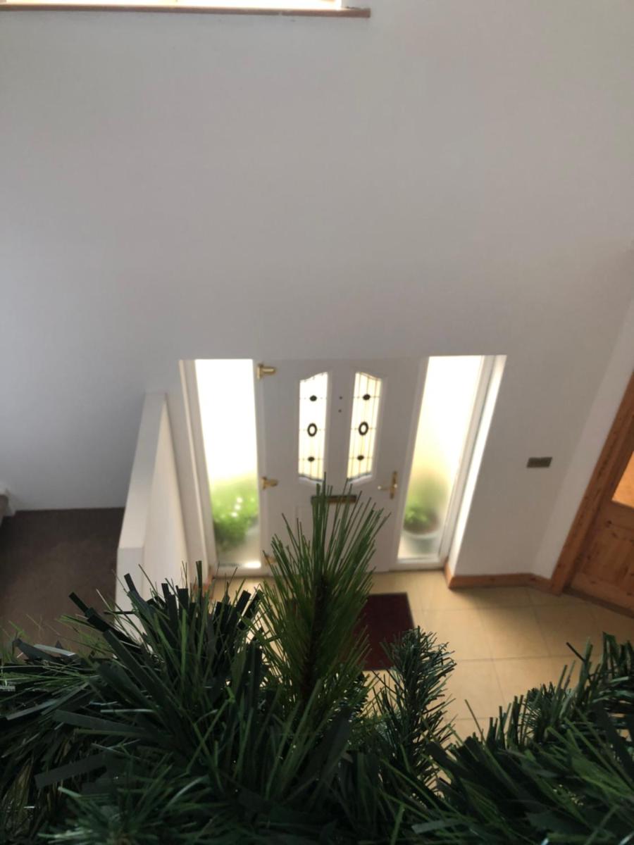 Four Seasons House - Housity