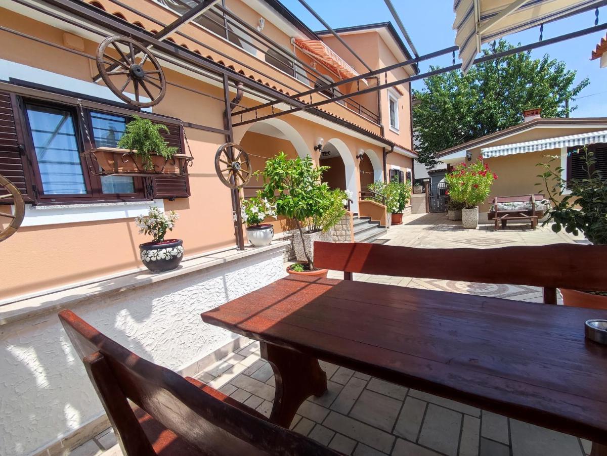 M&R apartmani Rovinj - Housity
