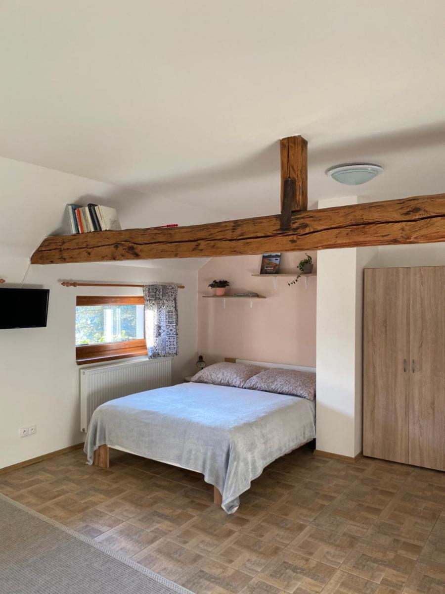 Apartmán Na Vršku - Housity