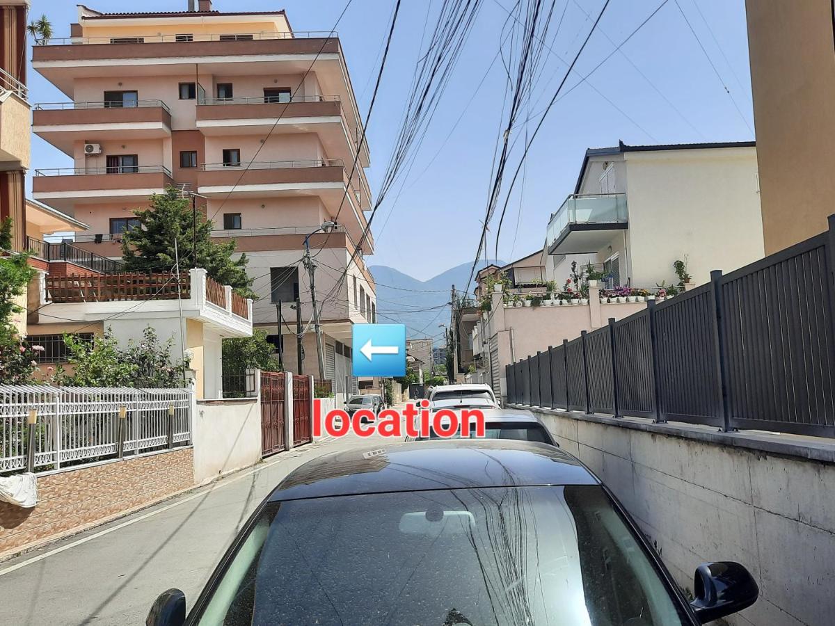 Deni Family Apartament - Housity