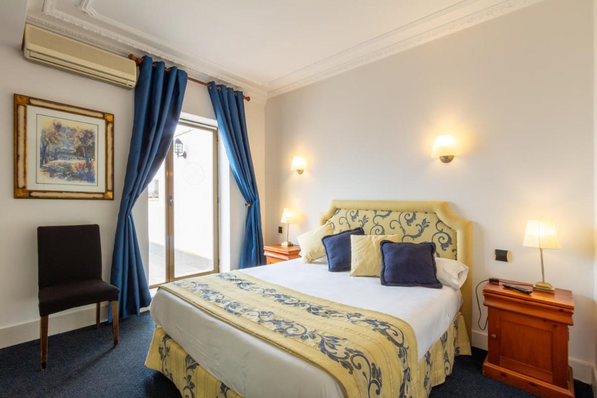 Hotel Marixa - Housity
