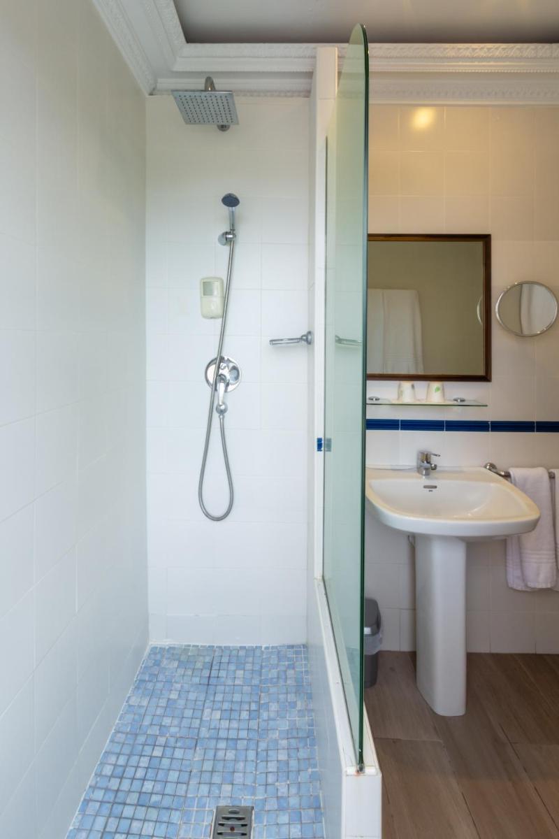 Hotel Marixa - Housity