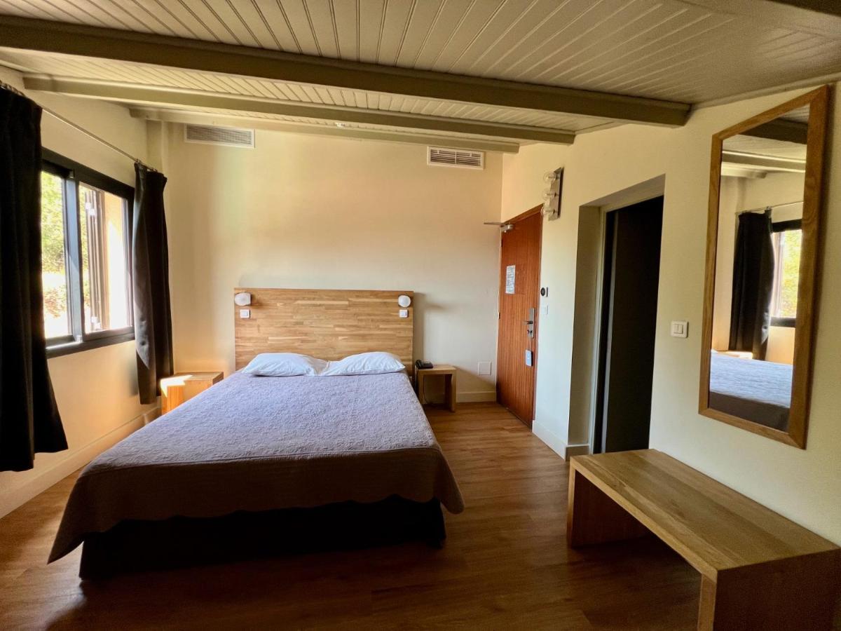 Logis Hotel Le Lonca - Housity