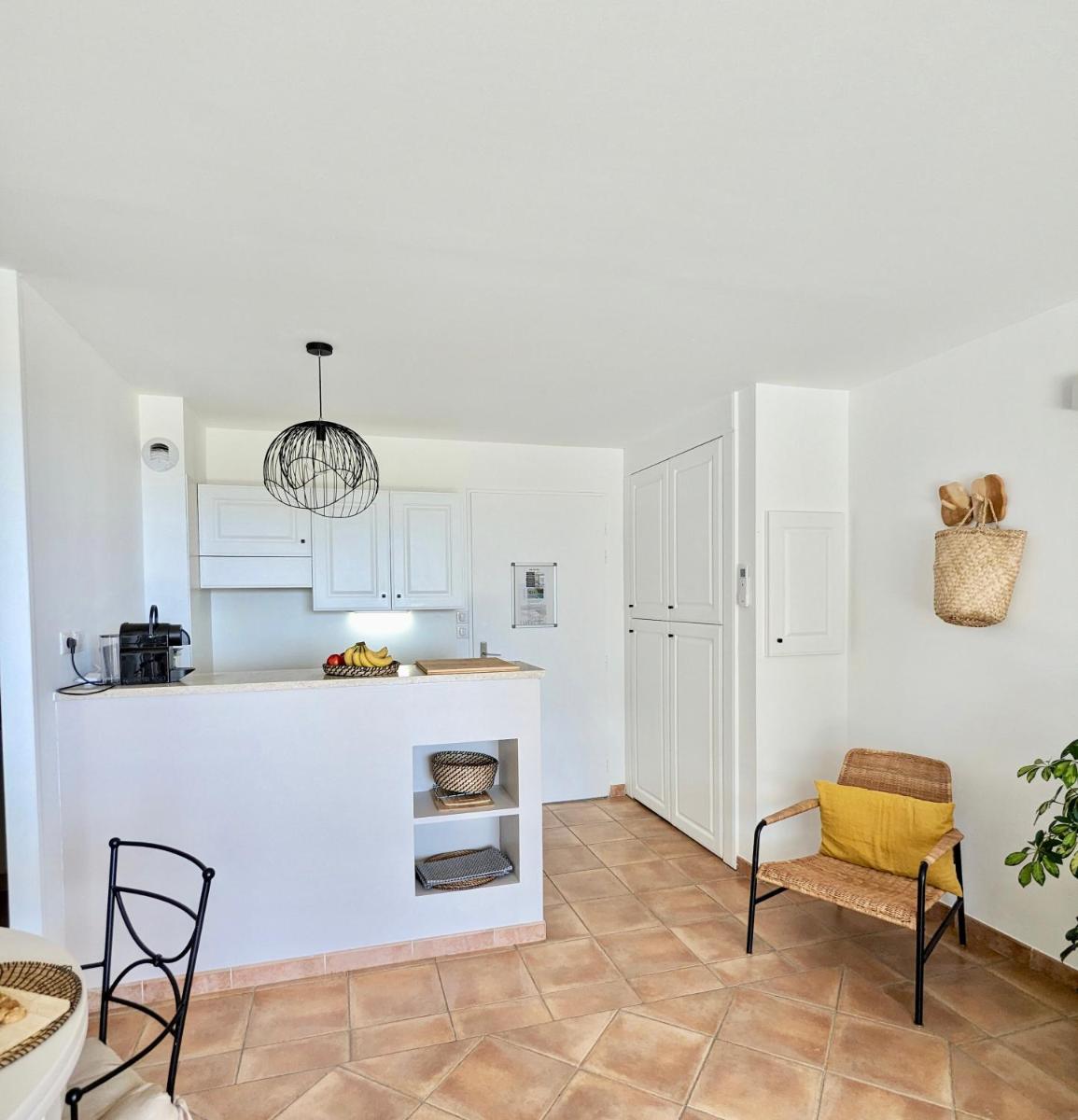 ALLURA GOLF APPARTEMENT - Housity