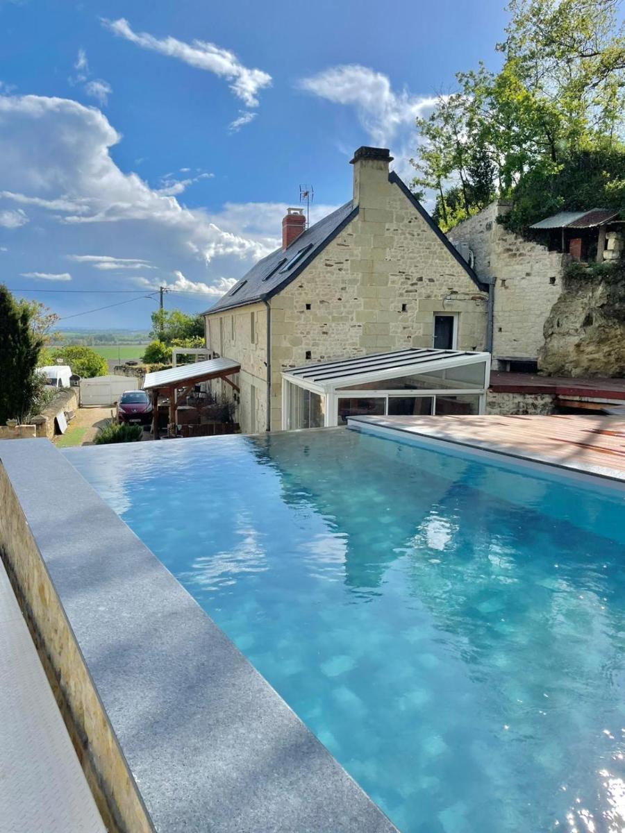 Le gîte 24 proche du Futuroscope - Jacuzzi compris - Housity