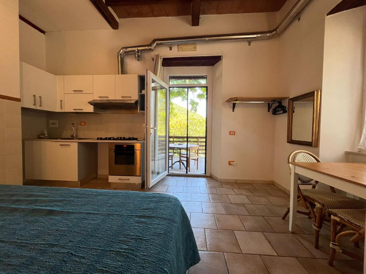 B&B La Fucinaia Pet Friendly Adults only - Housity