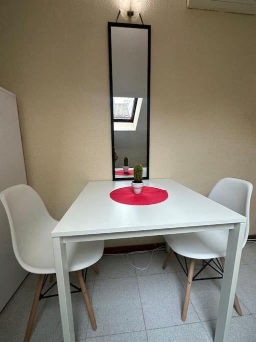 Suitetrails - Cozy Apartment in Madrid Center
