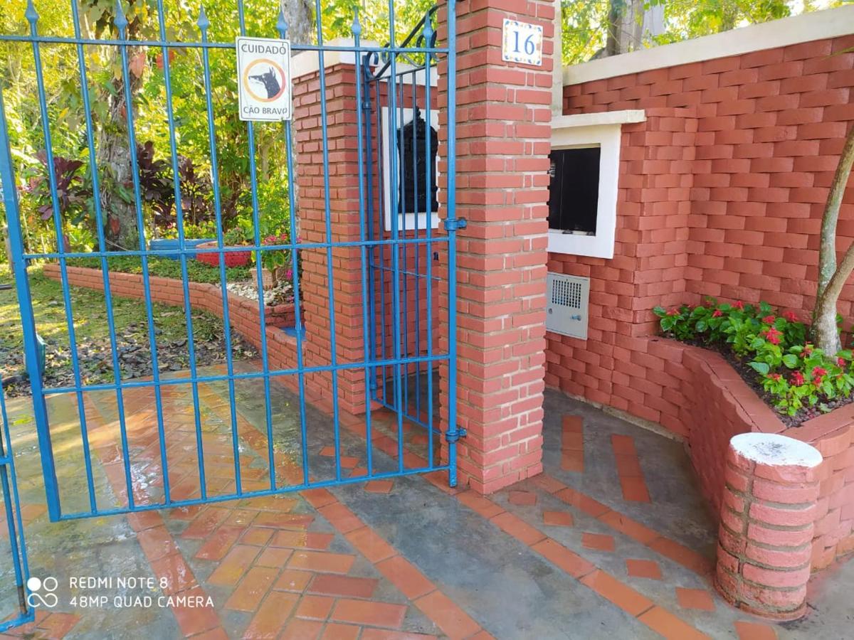 Kitnet em meio à mata Atlântica - Housity