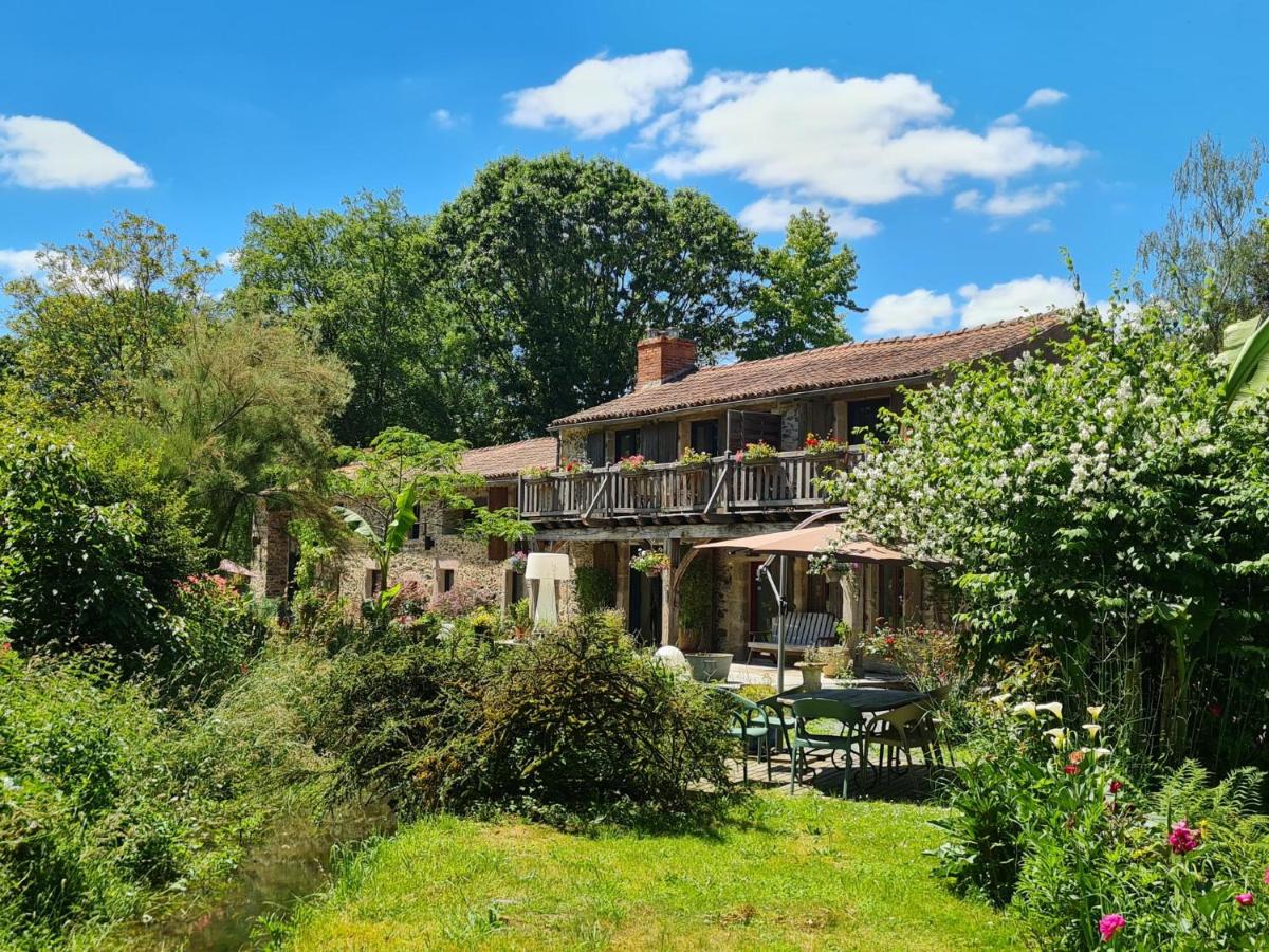 Gîte et Chambres d'Hôtes du Petit Moulin - Housity