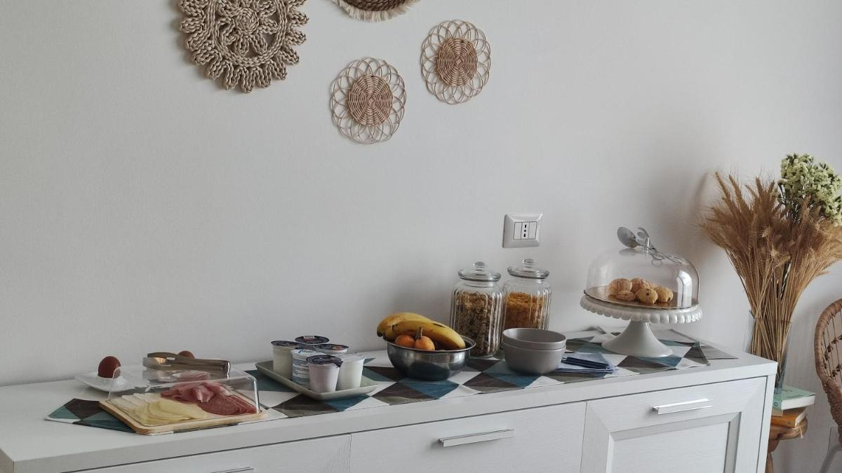 LORA GIUSTA GUEST HOUSE - Housity