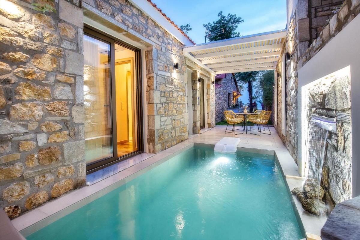 Stone House Maria - Housity