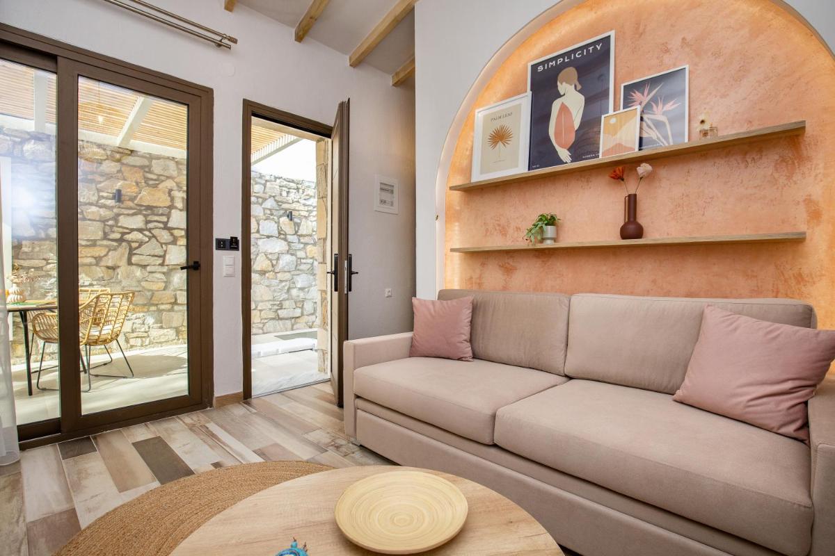 Stone House Maria - Housity