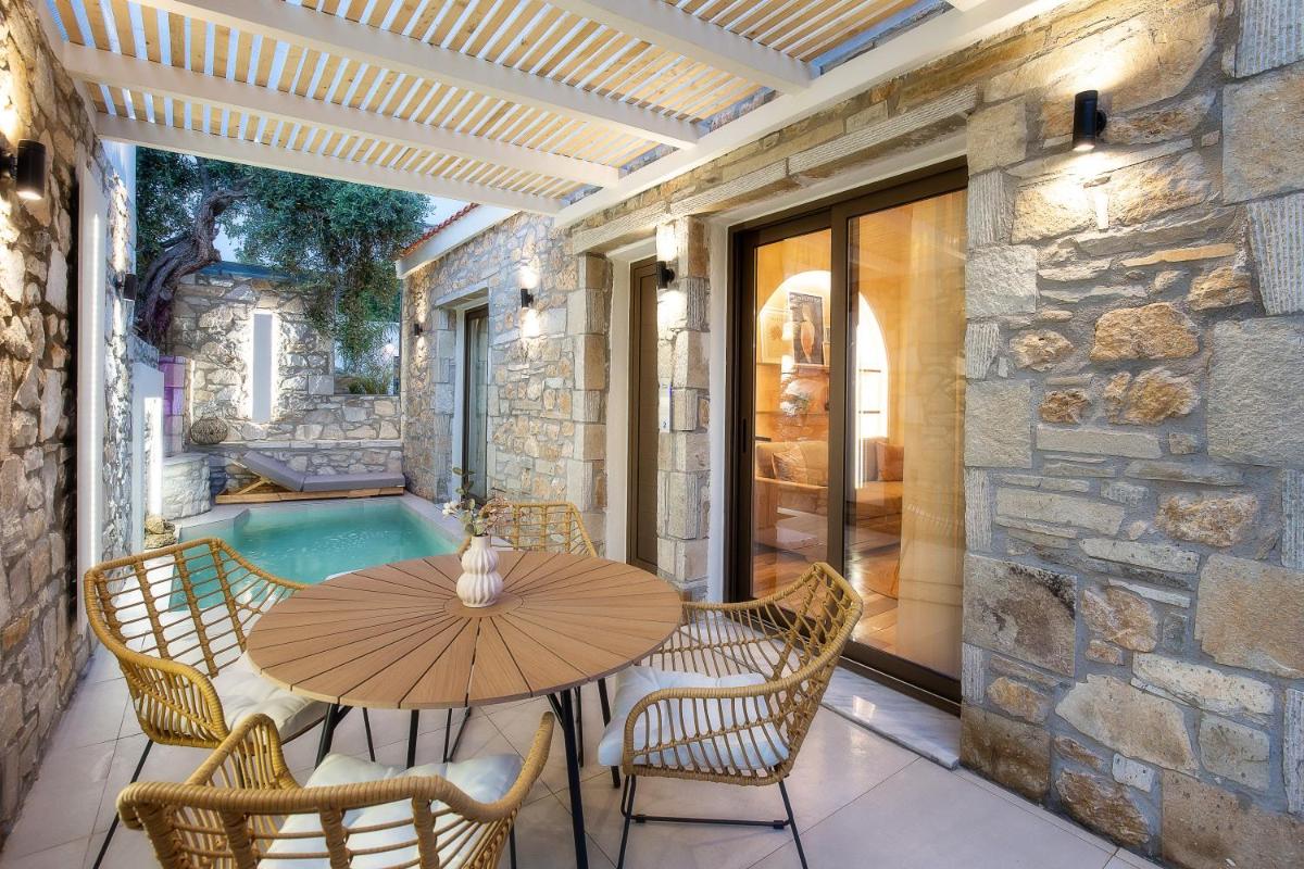 Stone House Maria - Housity
