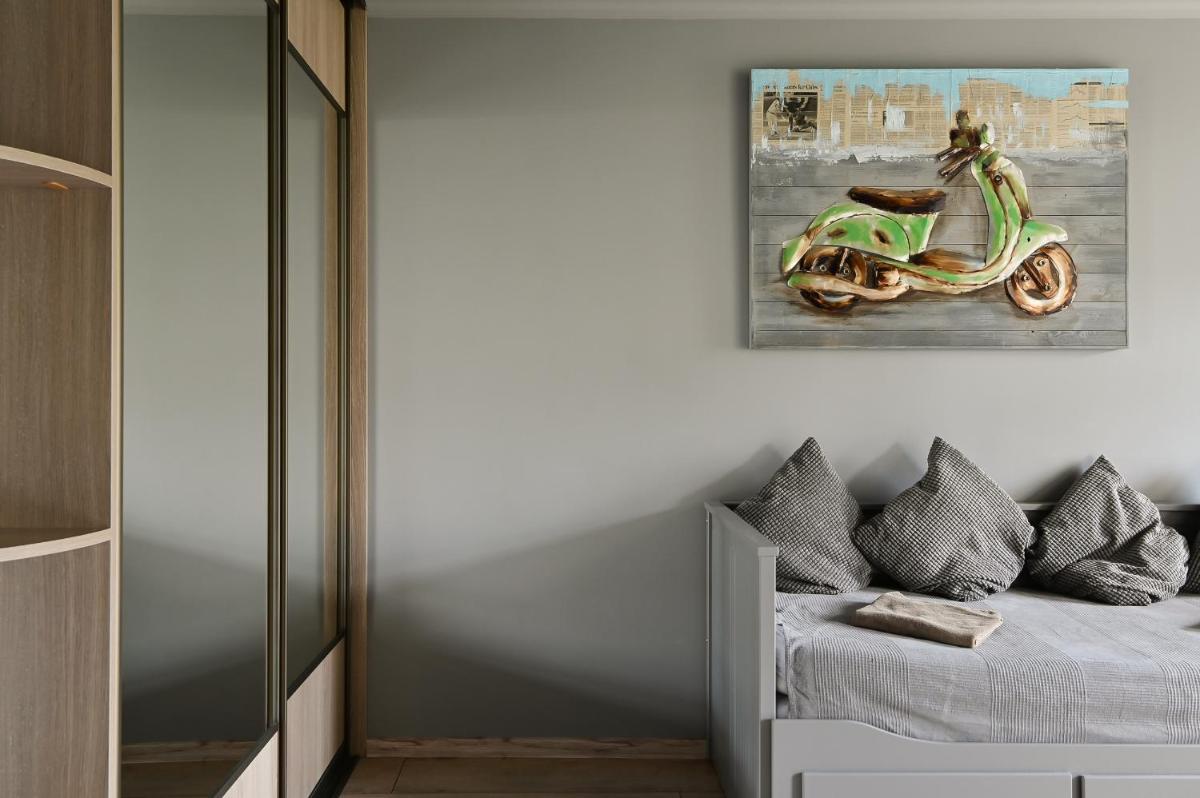 Loft design studio apartment & FREE parking - Housity