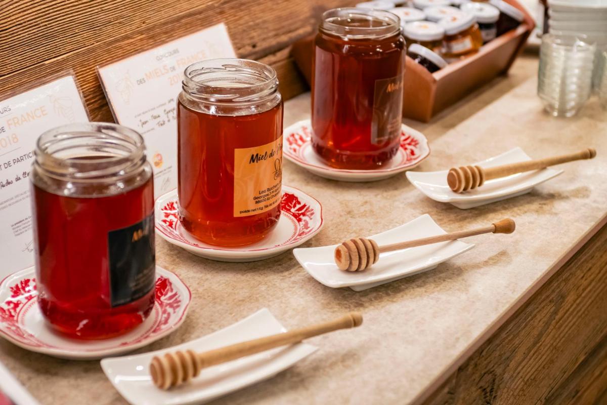 Nourriture dans l'hôtel ou à proximité