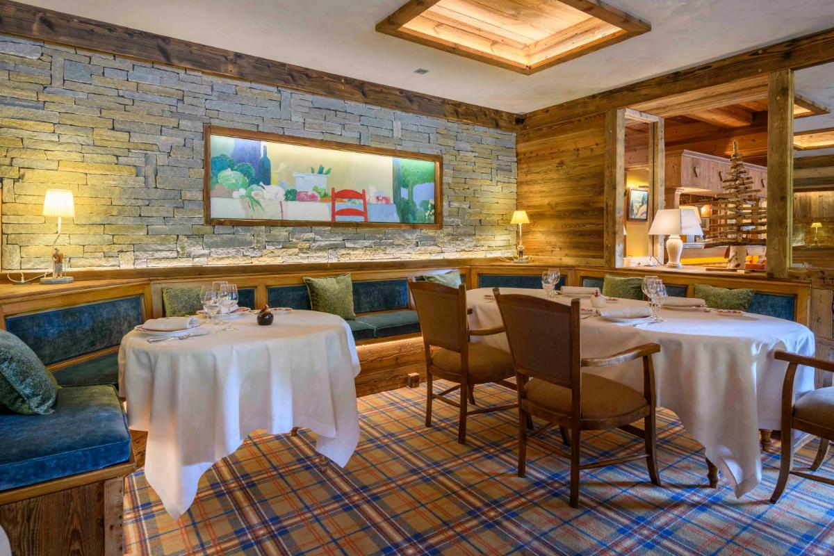 Coin salon dans l'établissement Hôtel-Restaurant Les Bas-Rupts, Singuliers Hôtel