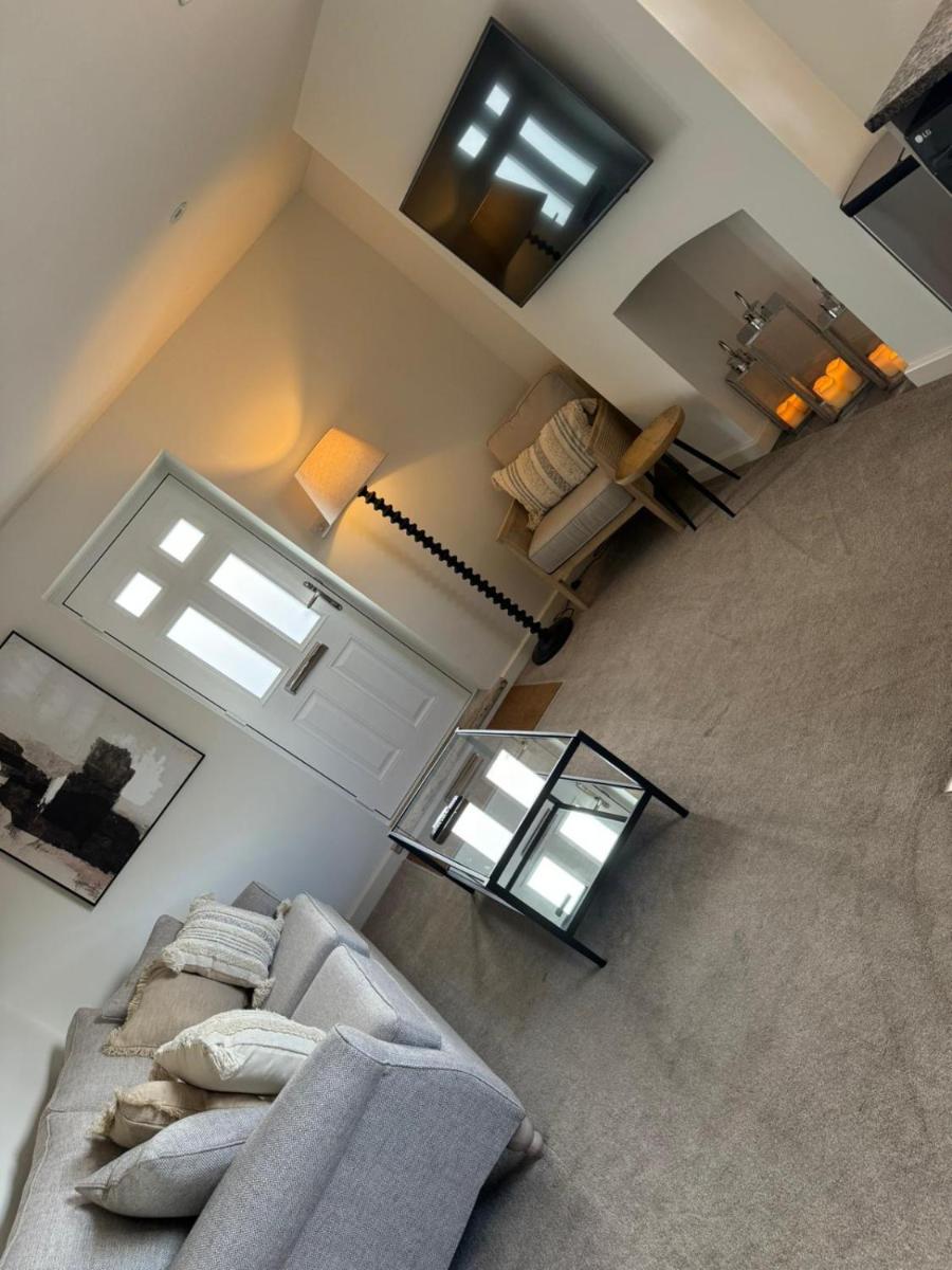 Chew View Luxury Apartment - Housity