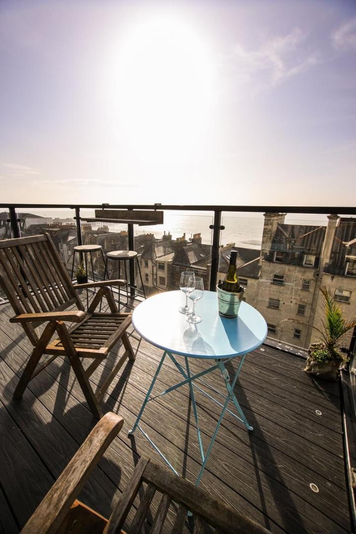 The Sunrise Penthouse - Housity