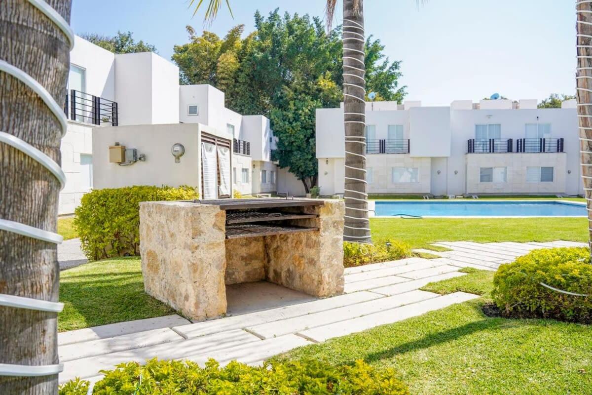Modern house in Yautepec - Housity