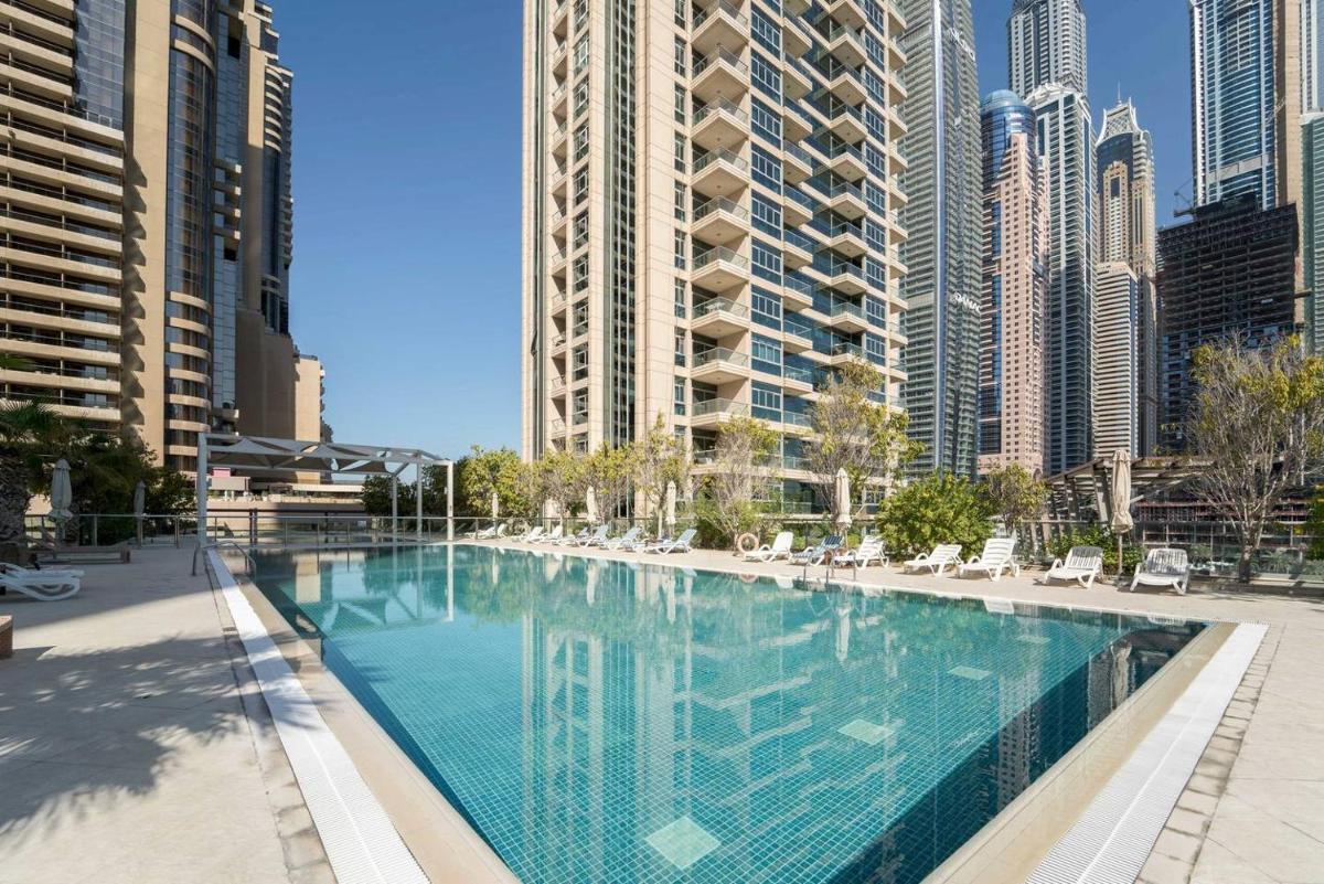GuestReady - Right on the Waterfront - Housity