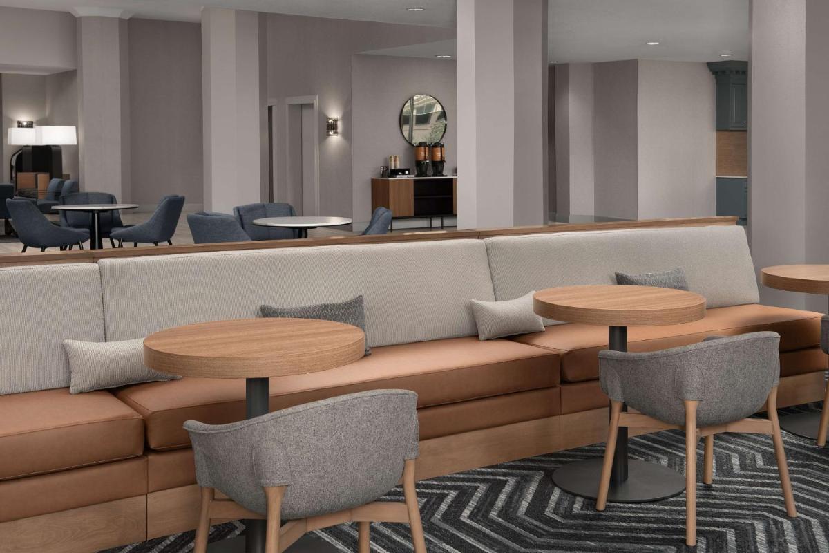 Homewood Suites by Hilton San Antonio Riverwalk/Downtown - Housity