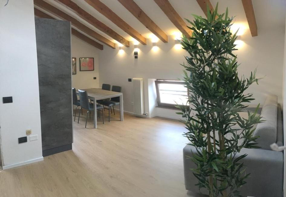 Appartamento Castello - Housity