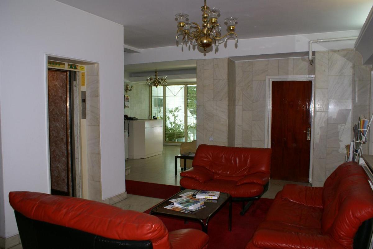 Pensiunea Helvetia - Housity