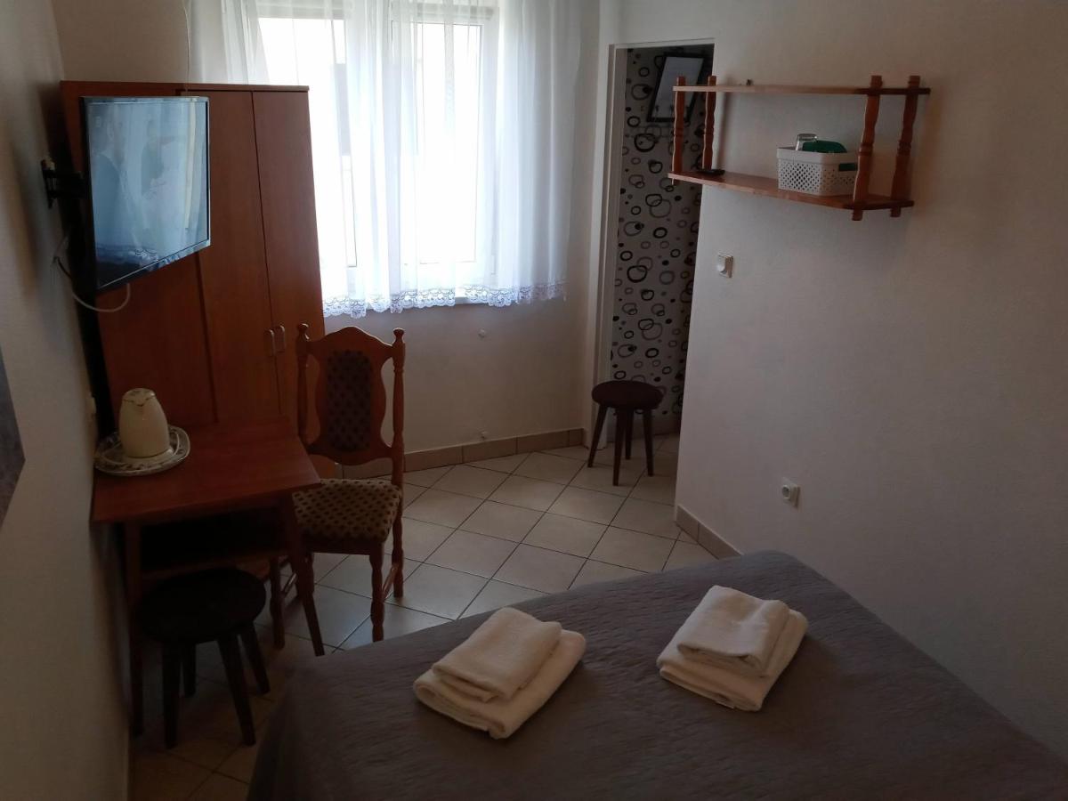 Pokoje gościnne Akacja Resko - Housity