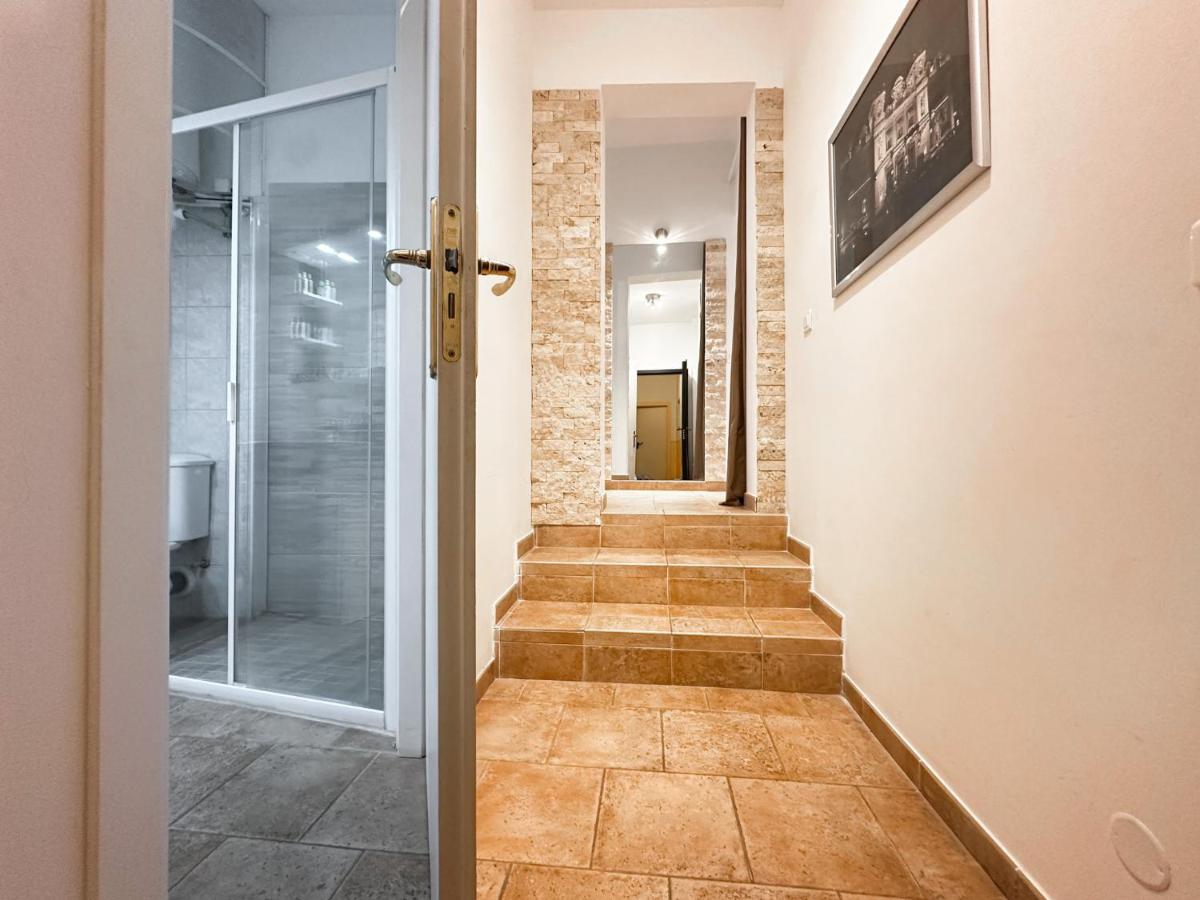 Suitetrails - New Apart, Monaco, BnbRicKeys